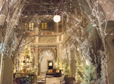 4 seasons holiday decor